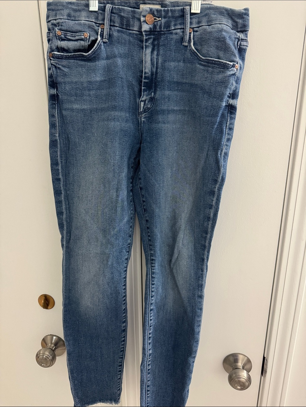 MOTHER Skinny Jeans in Blue Wash